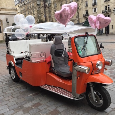 Décoration du tuktuk pour un mariage