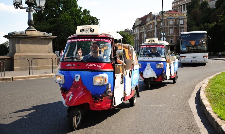 BUDAPEST TUKTUK