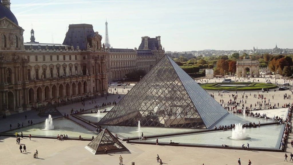 Musée du louvre à paris