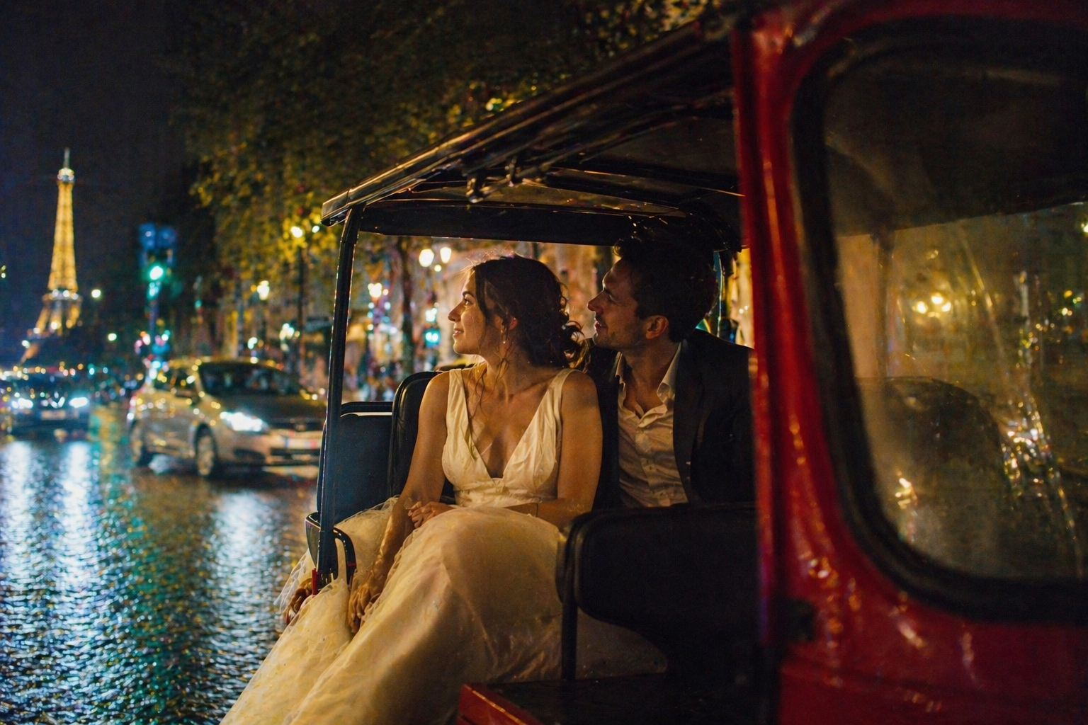 Soirée en tuktuk à Paris, ambiance Paris by night