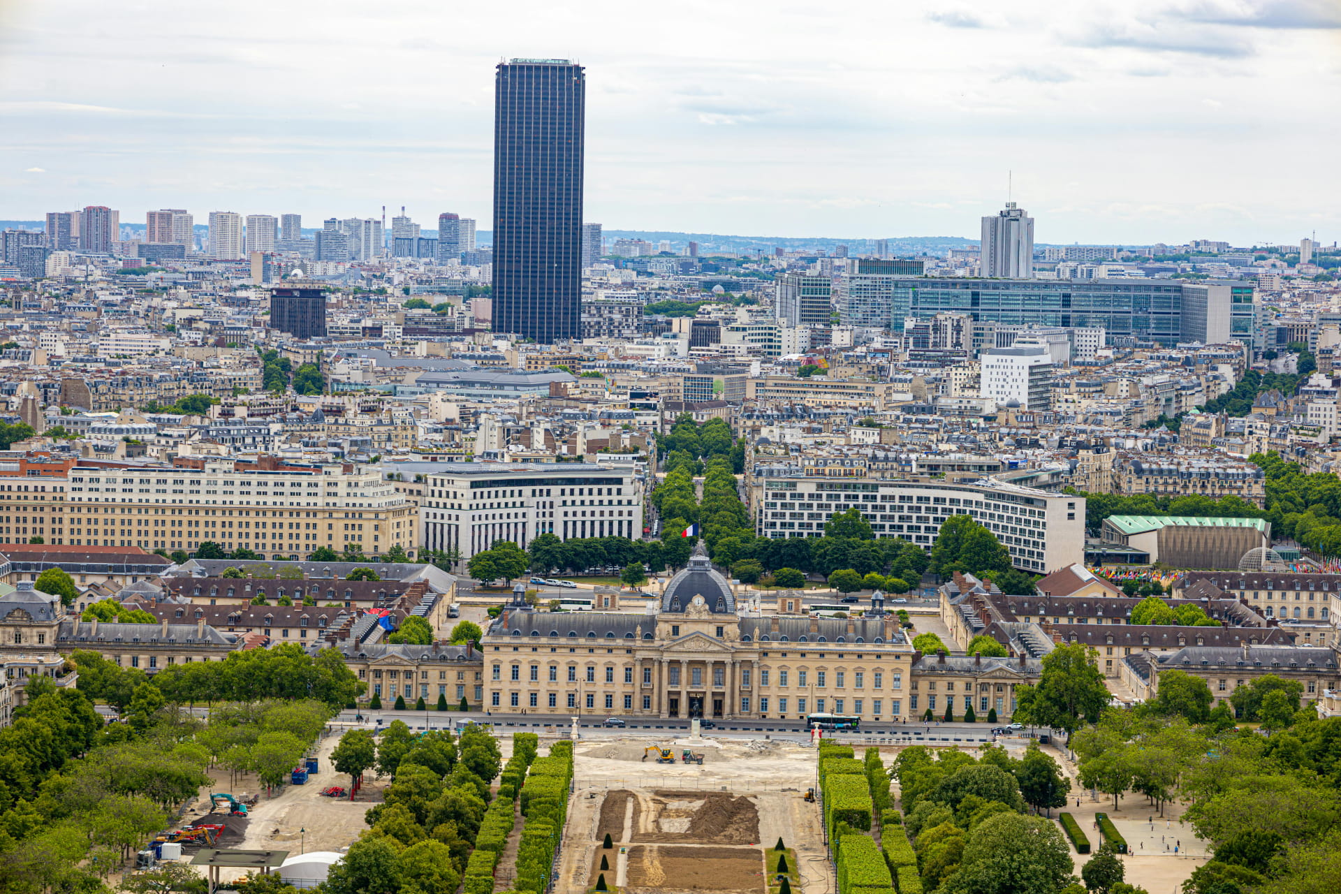 Panoramic view of Paris with the Montparnasse Tower