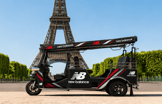 TUKTUK covering new balance tour eiffel paris