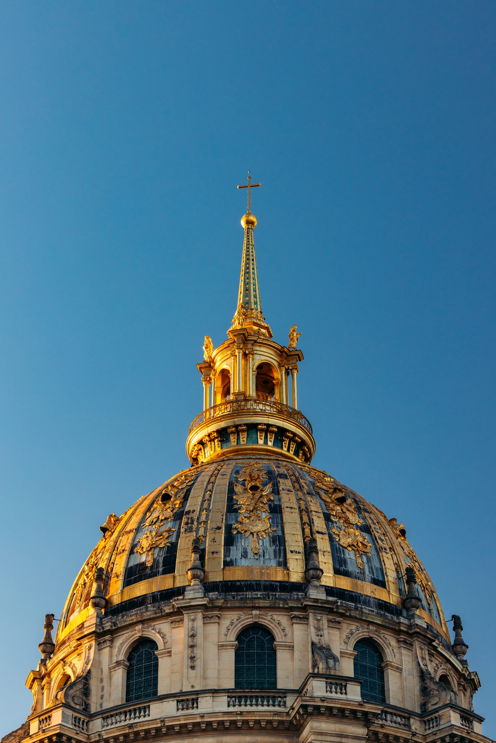 Dôme doré des Invalides à Paris